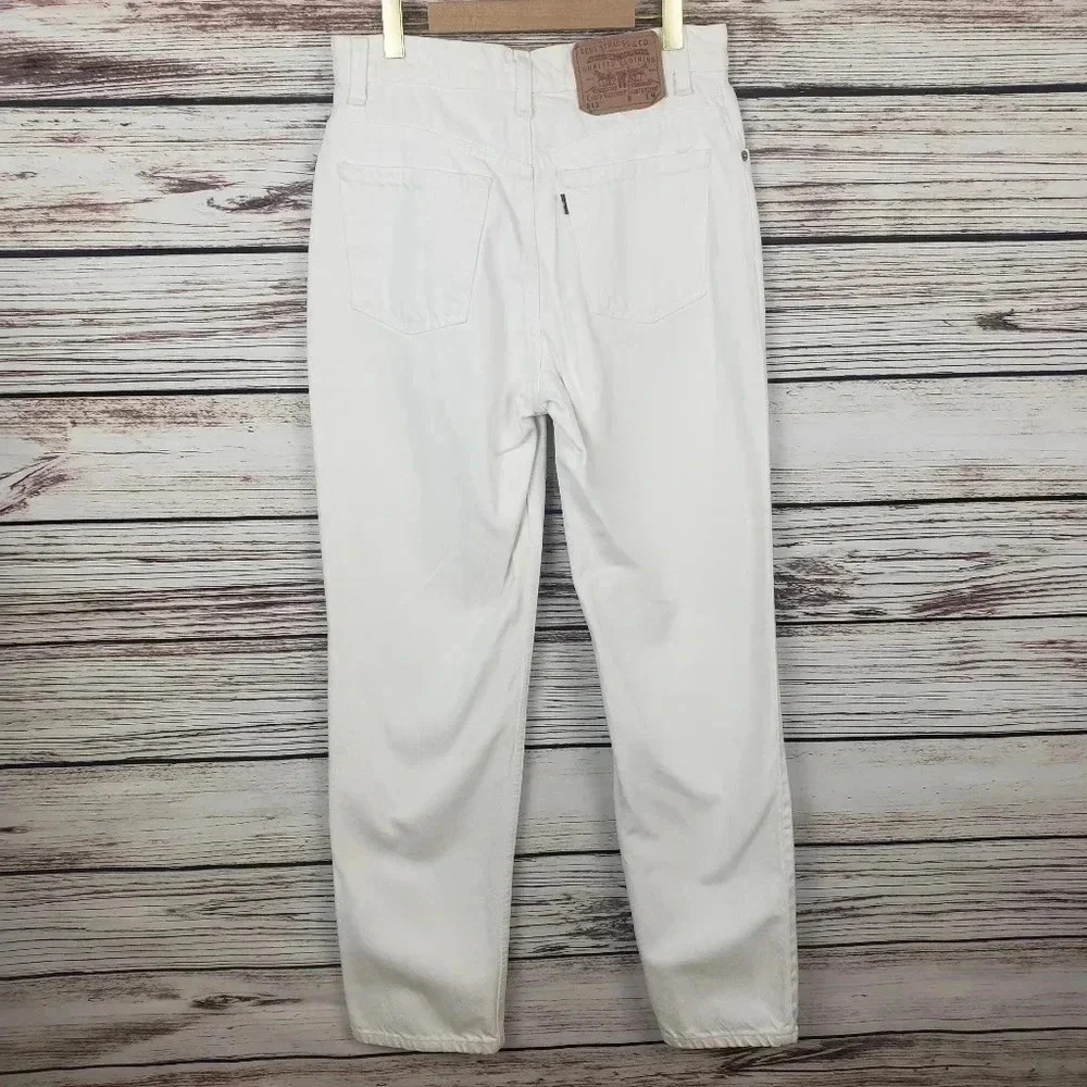 Levis 9 Jr/28" Vtg 512 White High Rise Mom Jeans - Picture 4 of 12